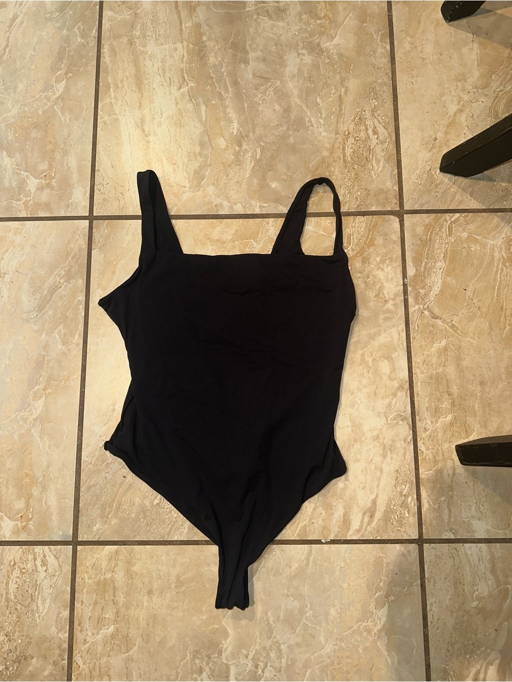 Black SKIMS SQUARE NECK FITS EVERYBODY BODYSUIT Size XL